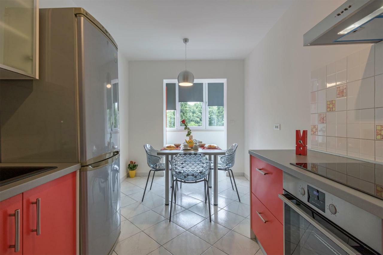 Colosseum Apartment Пула Экстерьер фото